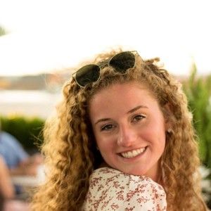 Meet your Posher, Kaitlyn